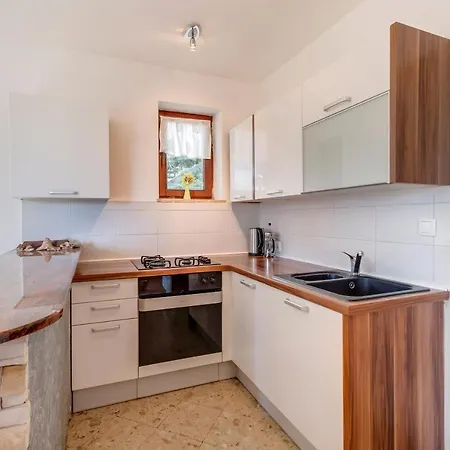Holiday home House With A Parking Space Porozina, Cres - 8101 Porozina